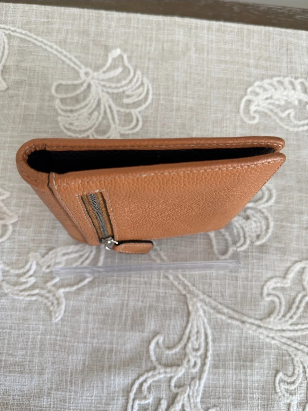 Brighton Ferrara Ritoro Naturella Tan Leather Bifold Wallet with Snap Closure